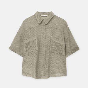 Short sleeve mesh shirt